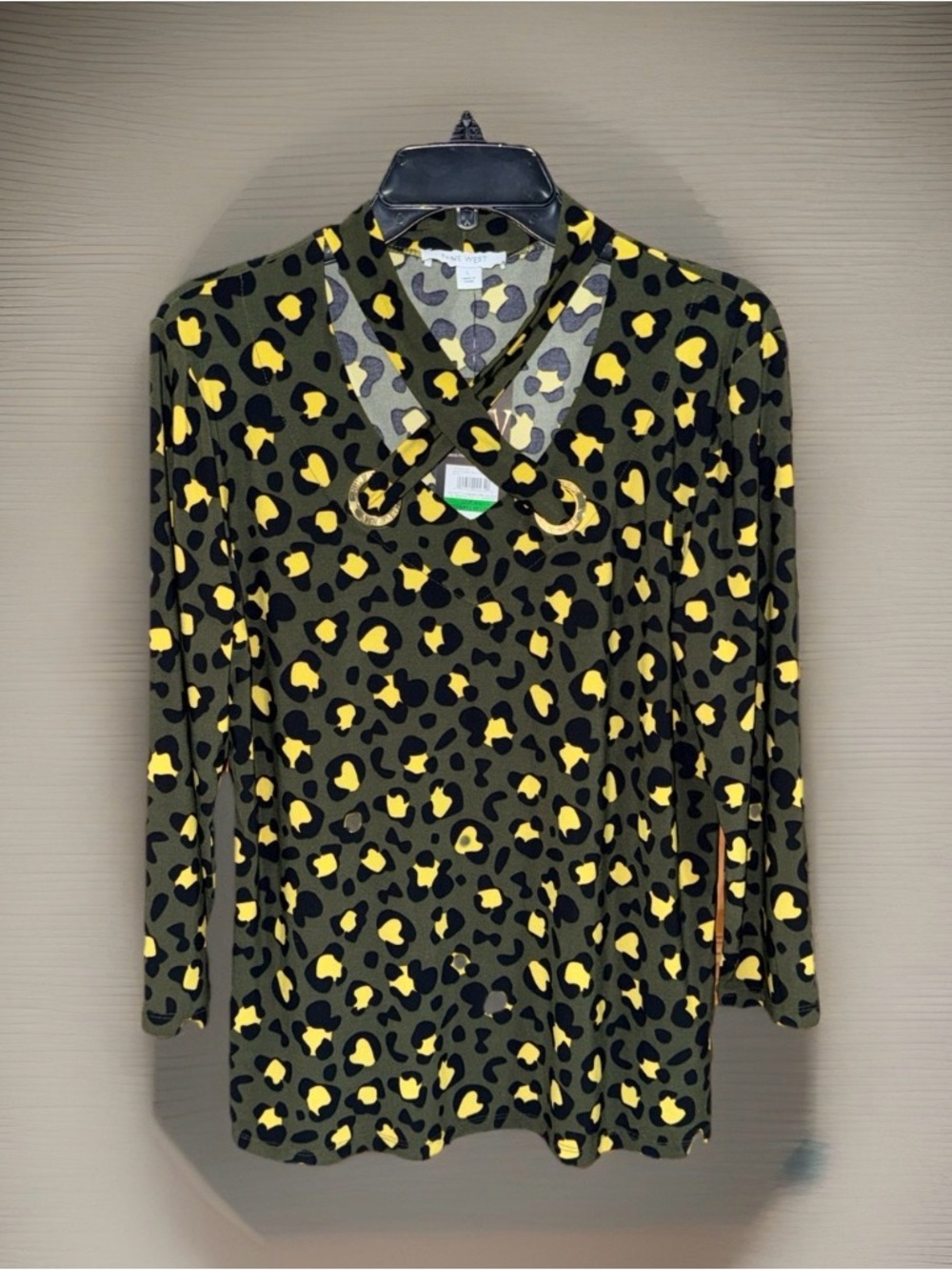 NWT Nine West Olive and Yellow Leopard Print V-Neck Blouse-L